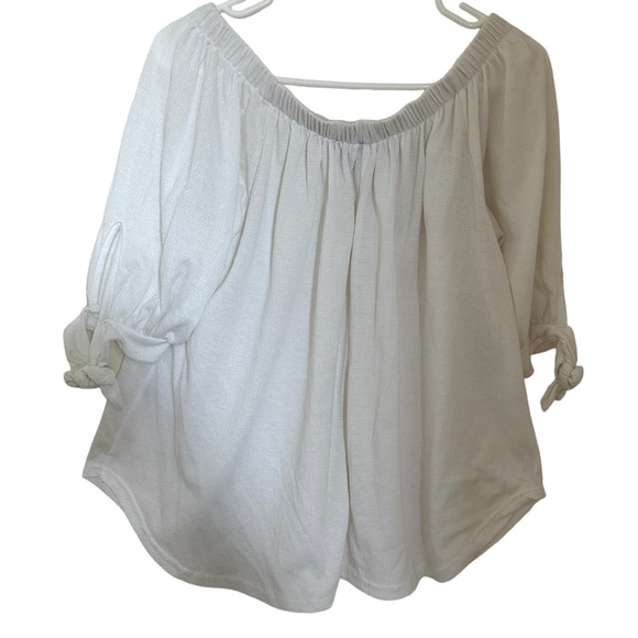 White Off The Shoulder Sleeve Ties - Picture 2 of 4